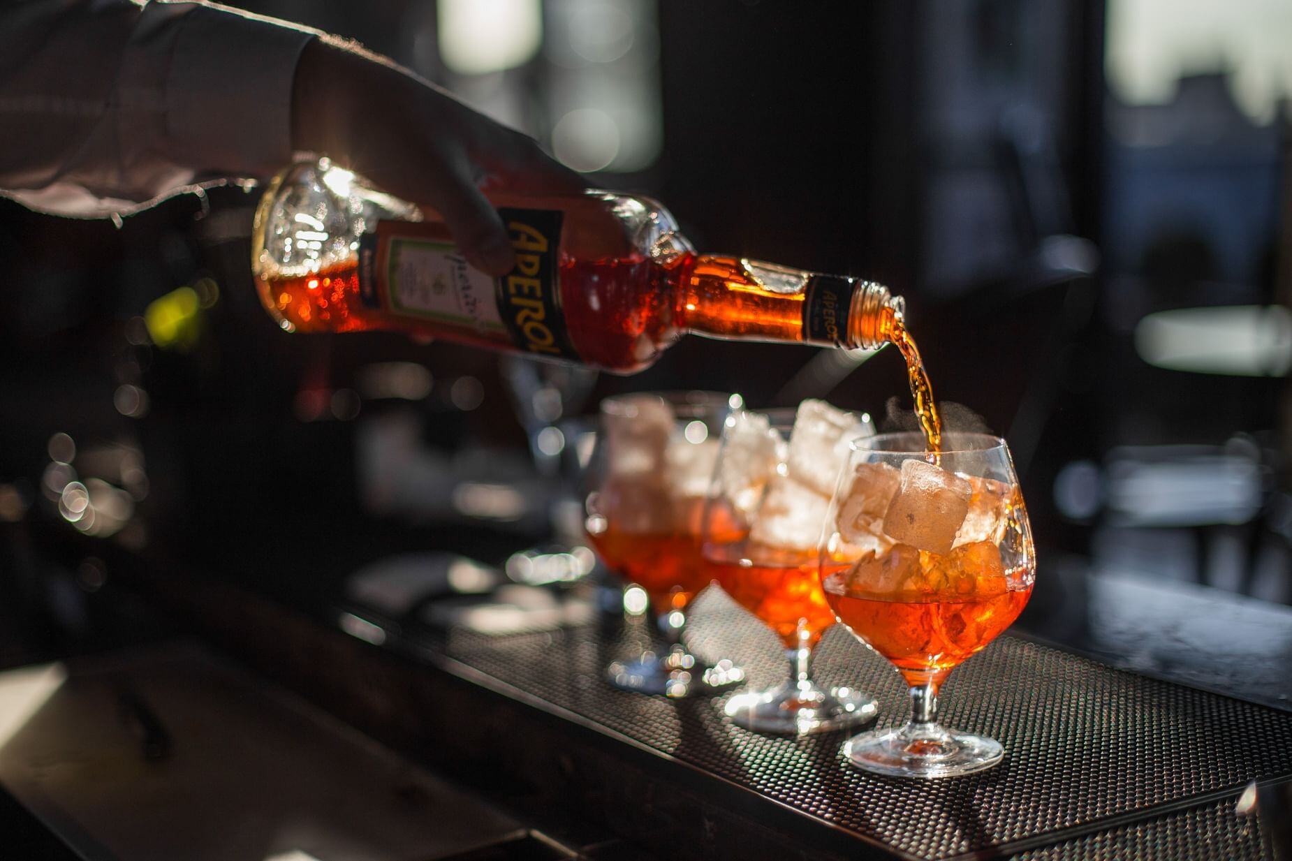the-singular-santiago-familienluxusreisen-thefamilyproject-aperol