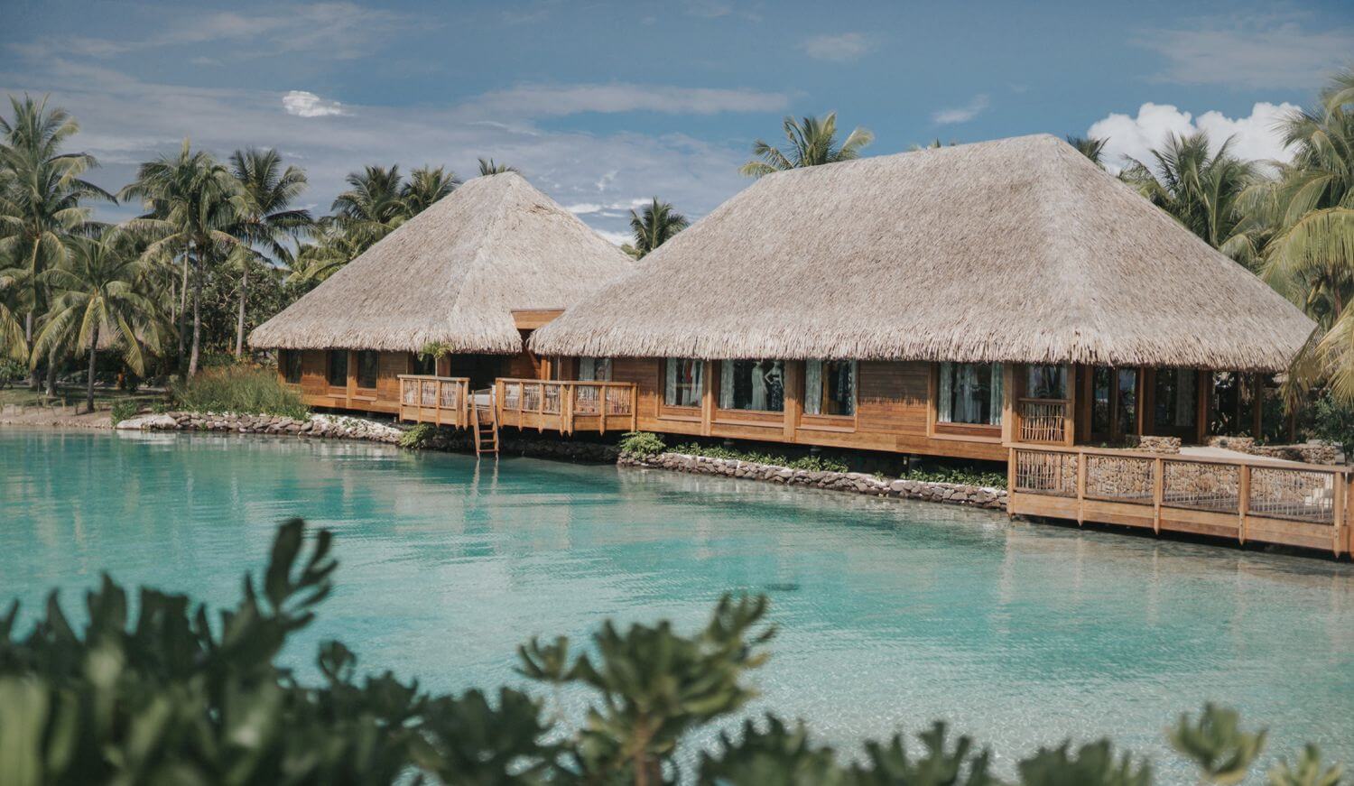 Four Seasons Resort Bora Bora Cottage direkt am Meer
