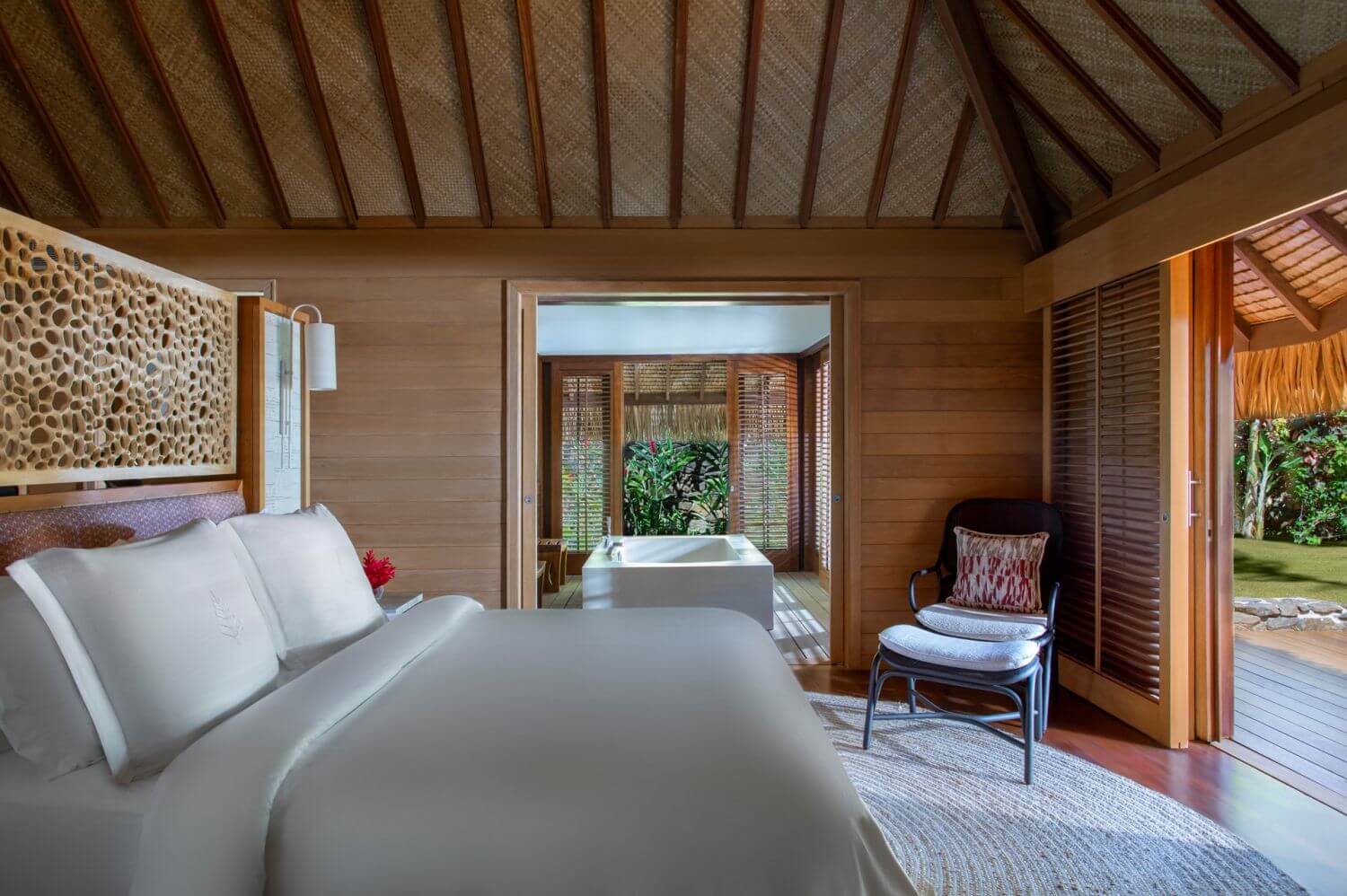 Four Seasons Resort Bora Bora Suite Schlafzimmer