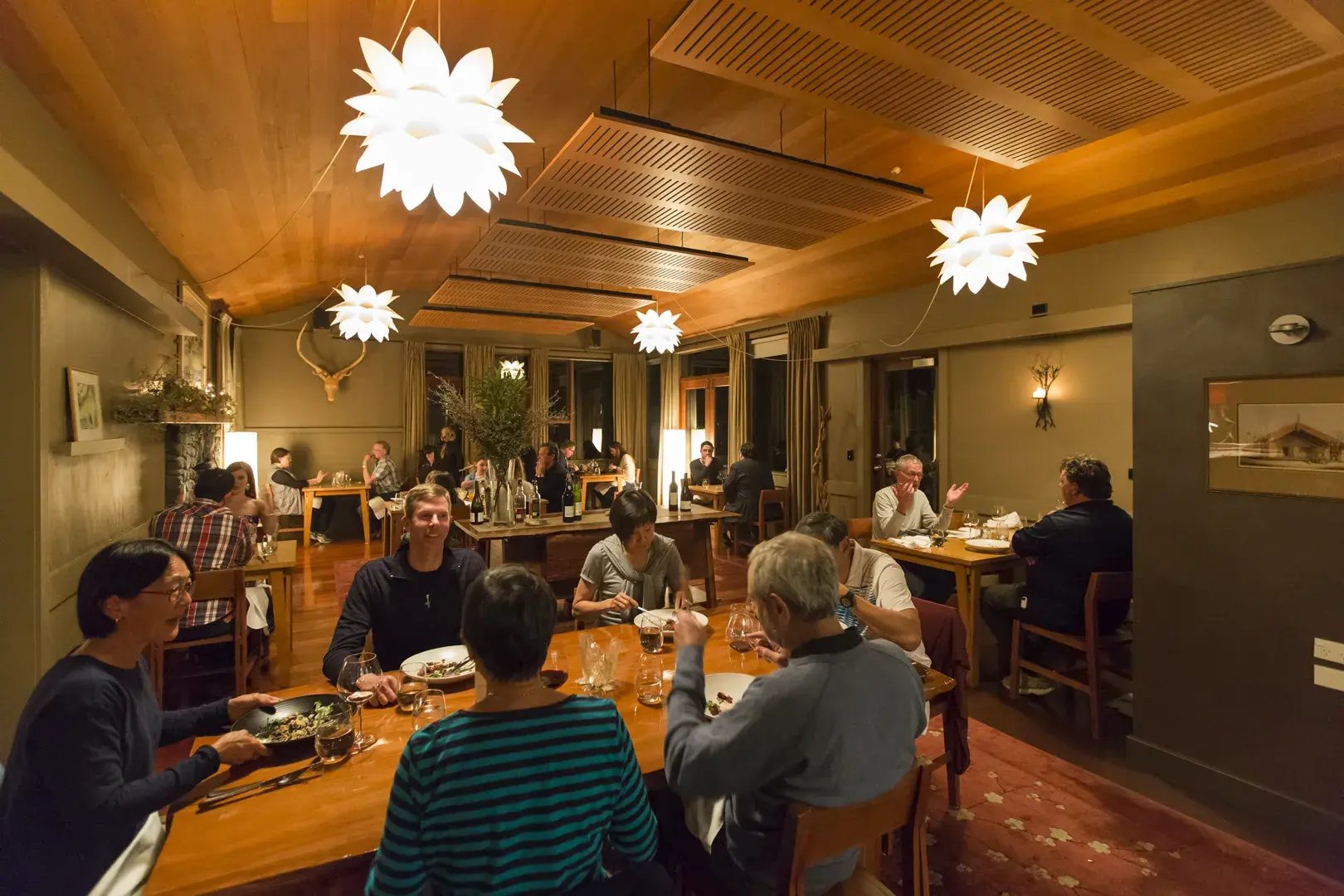 hapuku lodge dining