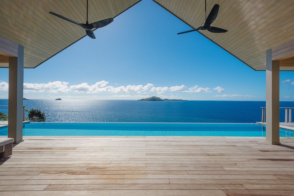 kokomo-private-island-fidschi-familienluxusreisen-thefamilyproject-dravuni-pool - Kopie