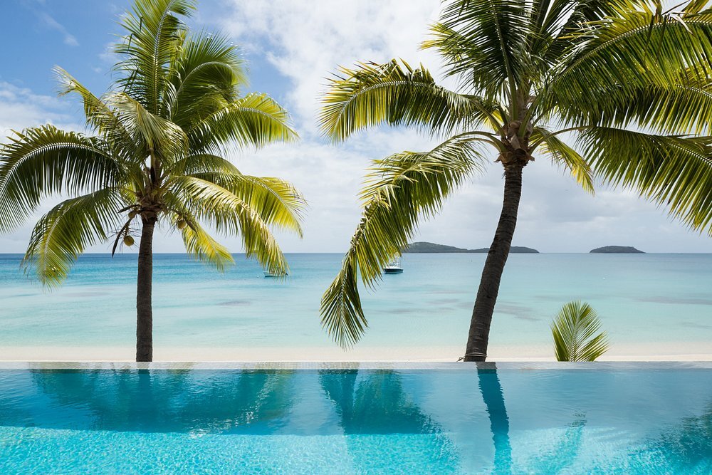 kokomo-private-island-fidschi-familienluxusreisen-thefamilyproject-infinity-pool - Kopie