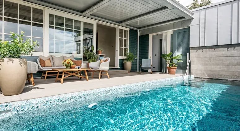 the boatshead bay of islands neuseeland sudpazifik sitzecke luxus urlaub kinder the family project