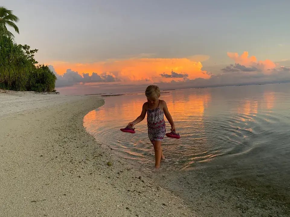 the brando kind wasser sonnenuntergang