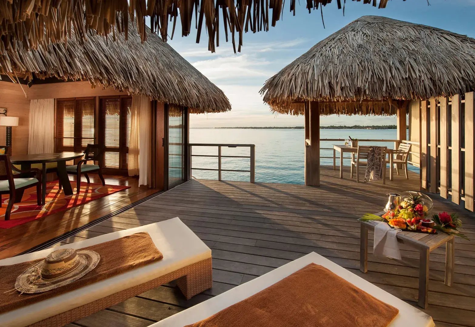 the-st.-regis-bora-bora-resort-sudsee-sudpazifik-wohnbeispiel-exklusiv-luxus-urlaub-kinder-the-family-project