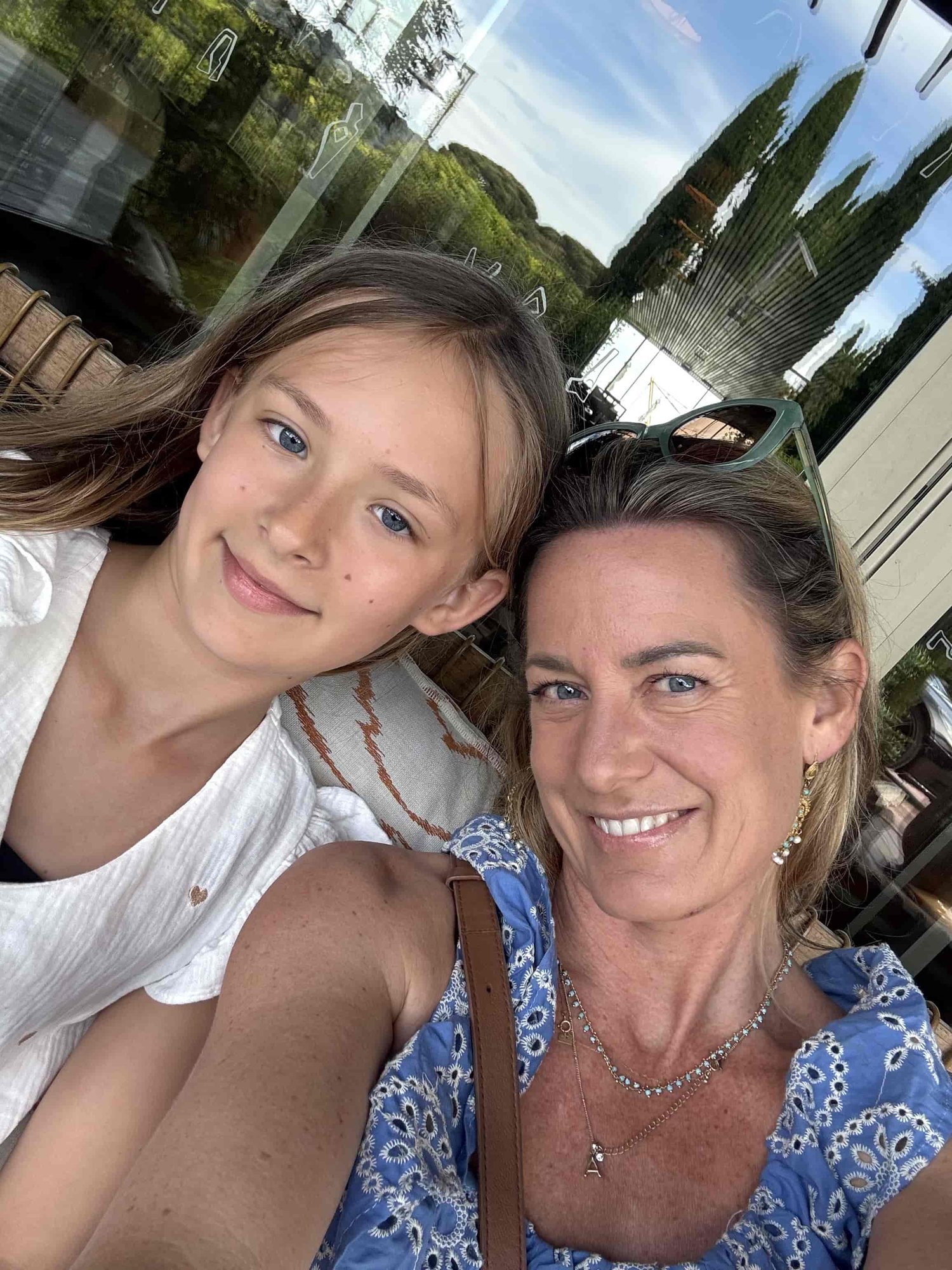 Anja und ihre Tochter im Urlaub