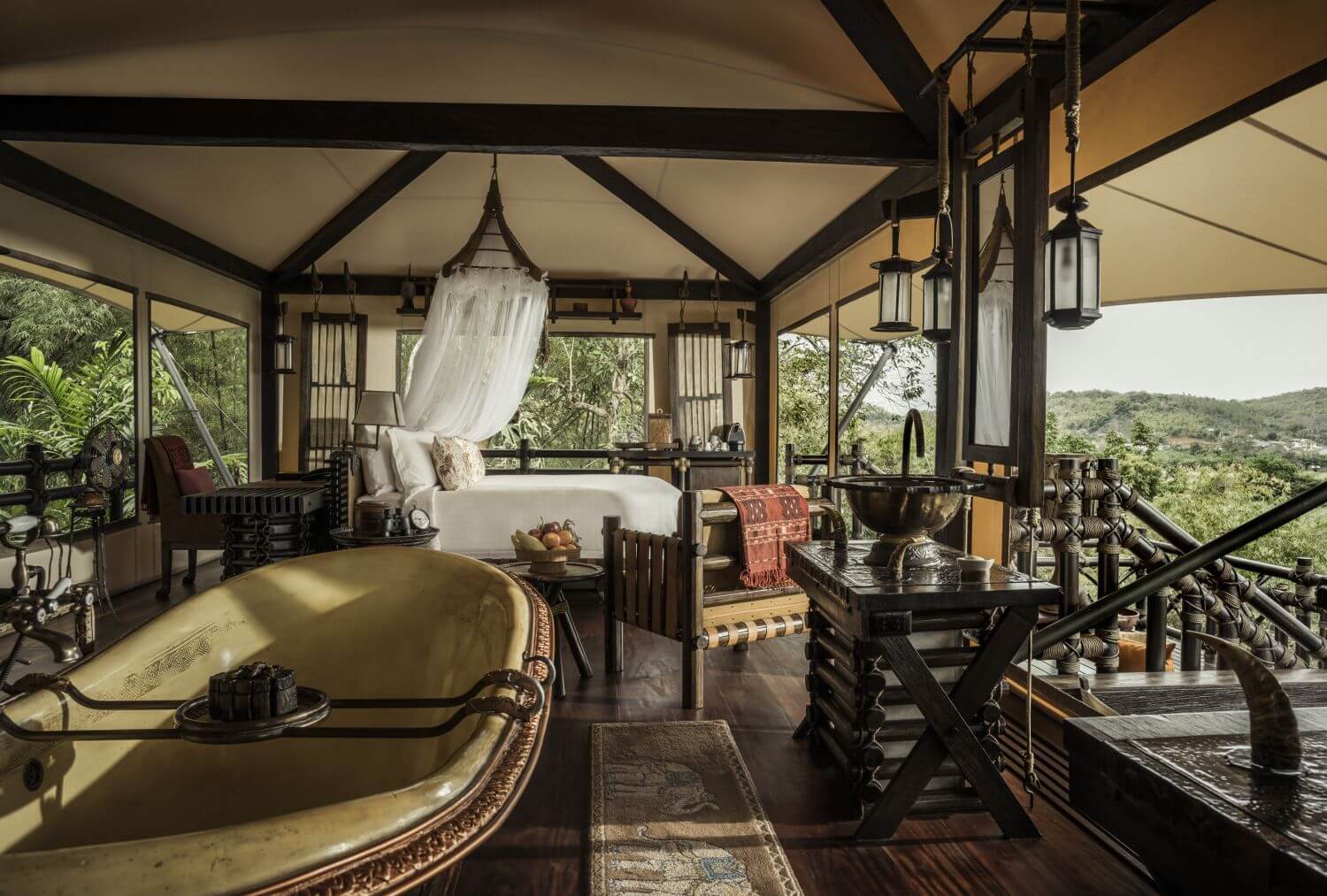 four-seasons-tented-camp-golden-triangle-superior-tent-familienluxusreise (2)