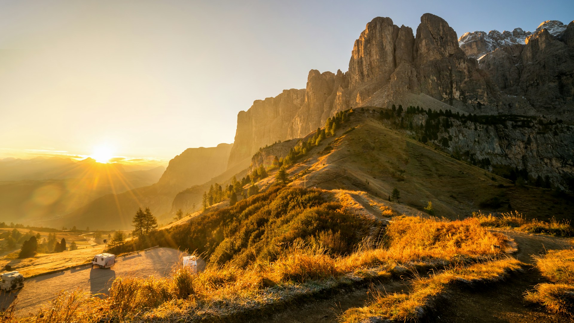 Gebirge im Sonnenuntergang