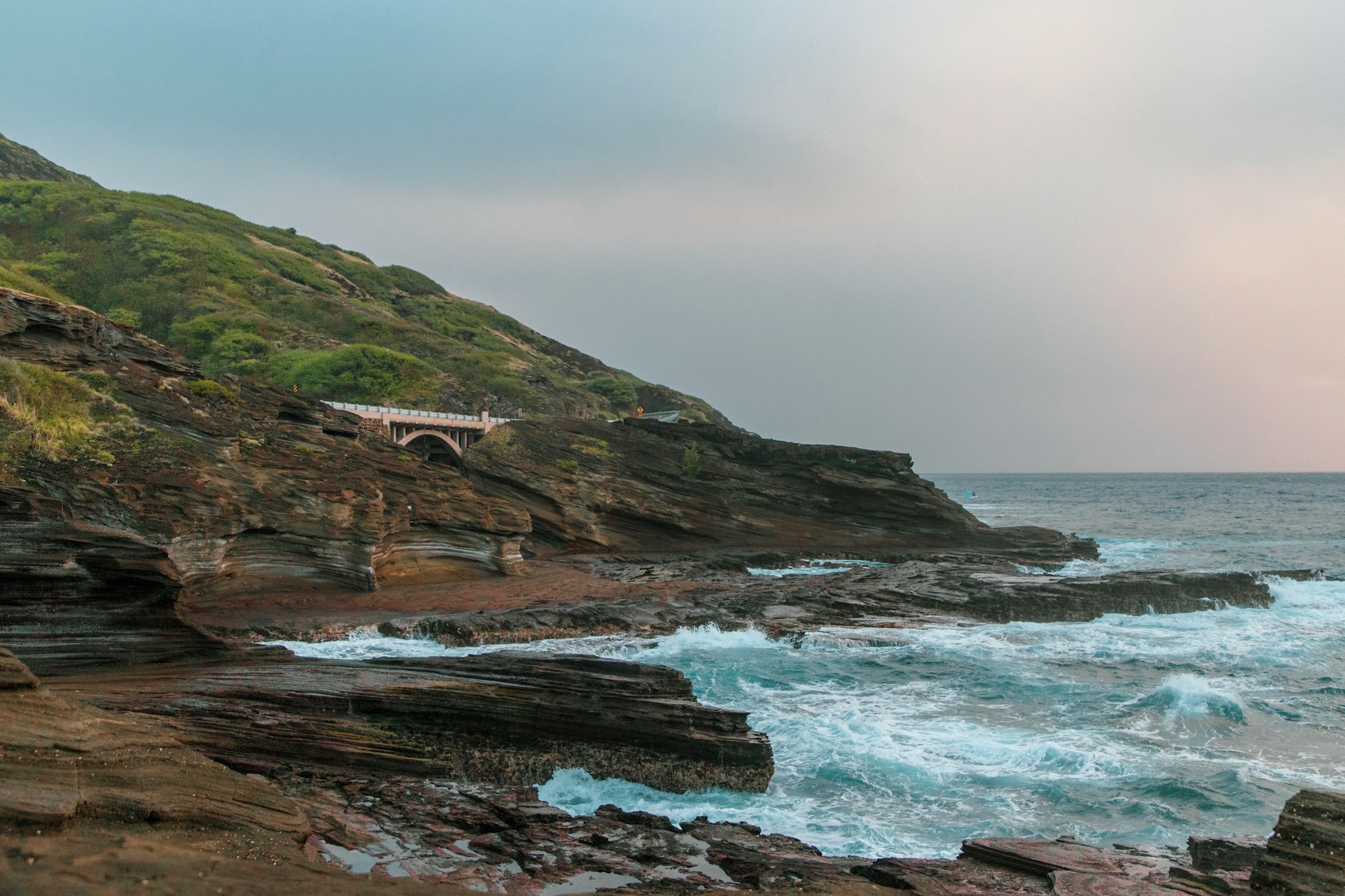 Die malerische Küste von Lanai, Hawaii