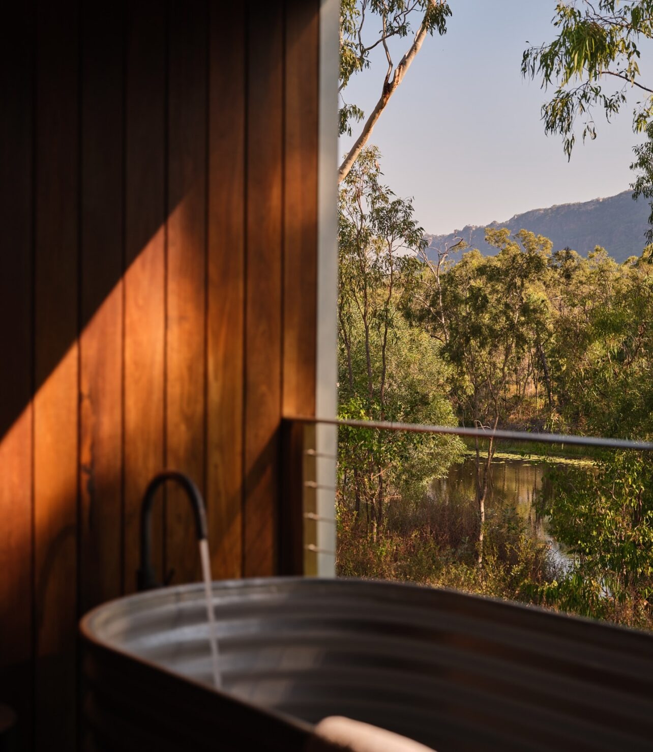 mount-mulligan-lodge-thefamilyproject-familienluxusreisen-bad