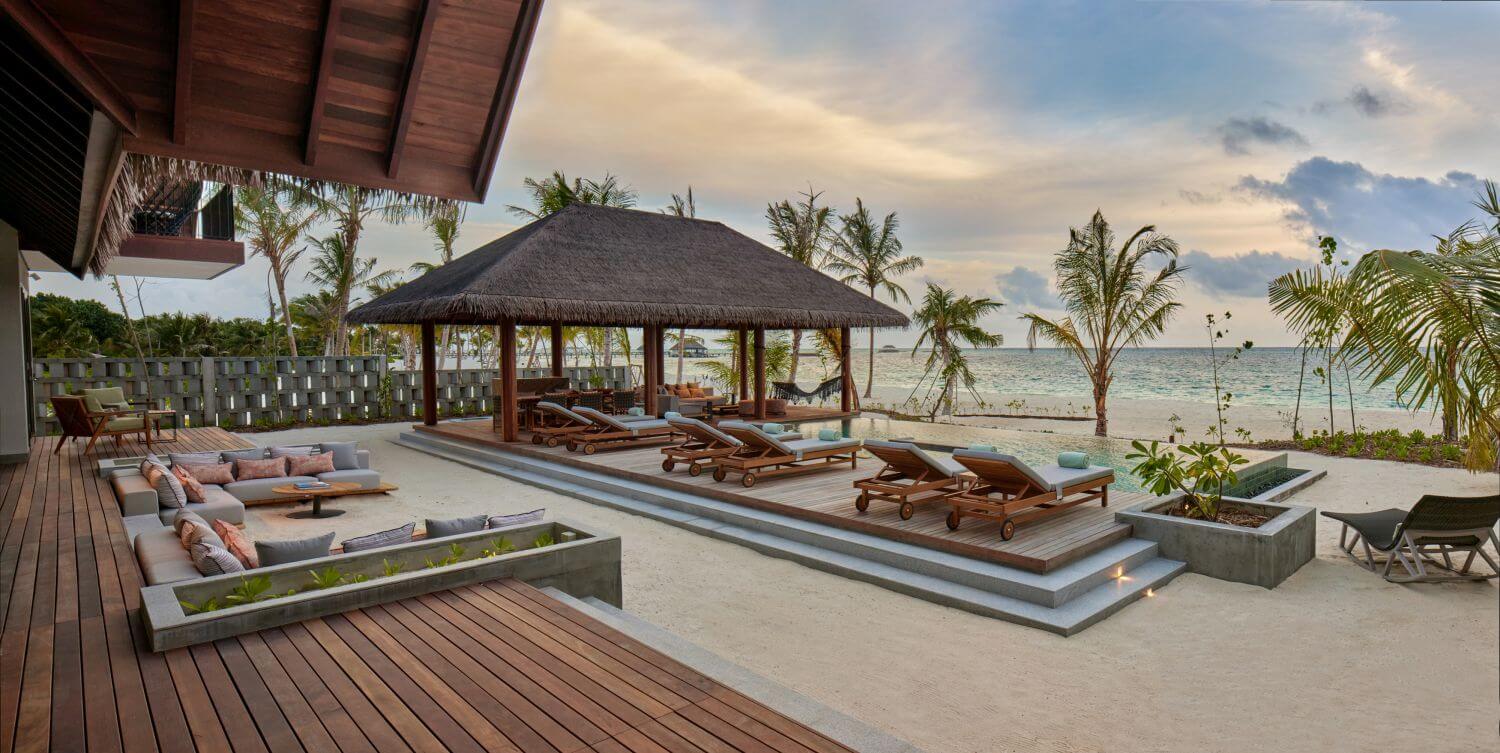  three bedroom beach reserve sundeck strand